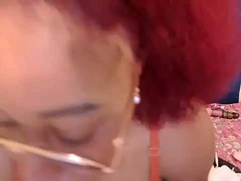 EbonySkyeXXのライブXXXチャット