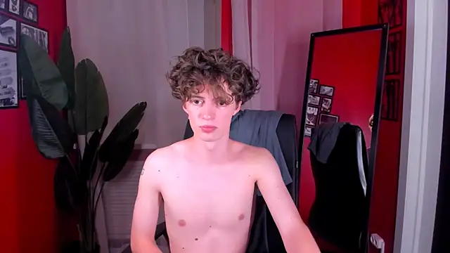 LukeSweet Live XXX Chat