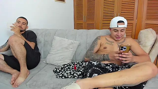 brutal_sex_room2k's Webcam Show