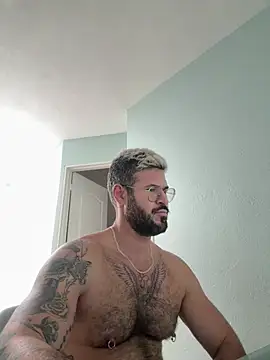 mrbighairychest's Live XXX Chat