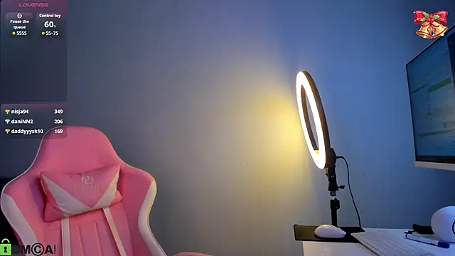 Онлайн чат XXX Angel_Sapphire_