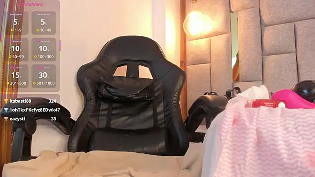 miia_reeves_ Live XXX Chat
