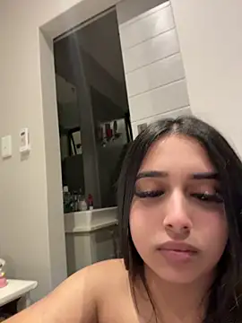 LilMisIndianx's Live XXX Chat