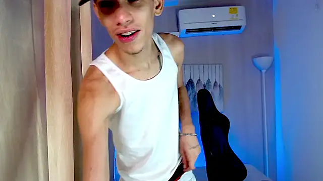 YorYo_hot Webcamshow