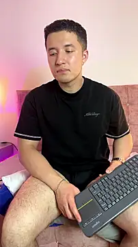 Alexander_Connor 即時 XXX 聊天
