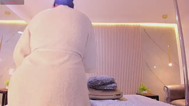luna_taylorss 现场XXX聊天