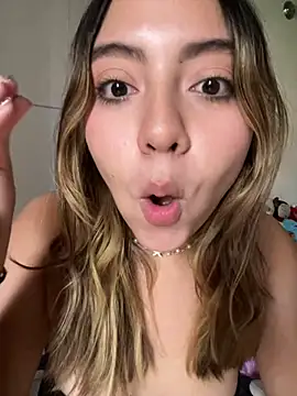Czat XXX na żywo – Bonni_lohan