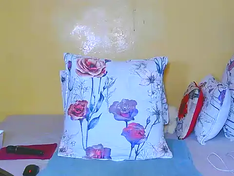 Chat +18 de Suzzy_Q ao vivo