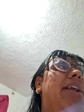ZaidaWet's Live XXX Chat