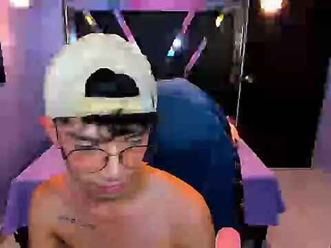 LiamHeatx – Naživo XXX chat