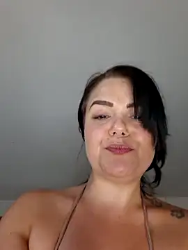 Chat XXX en directo de Xladycharme