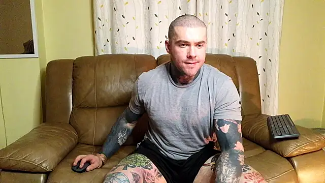 nathaniel_13 – Naživo XXX chat