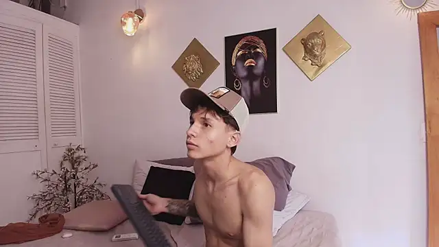 TebanMotato's Live XXX Chat
