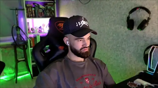 _Serious_Man Webcamshow