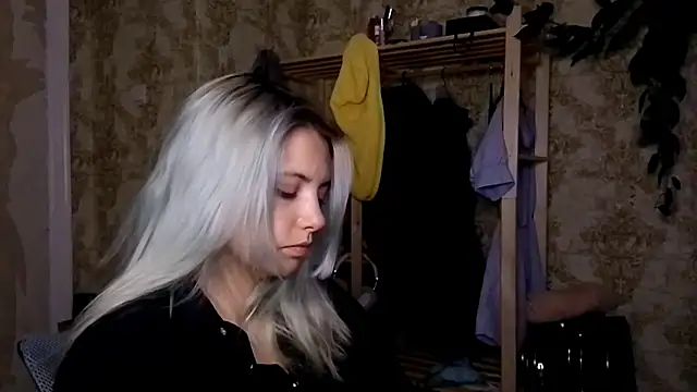 Helen18glo Chat XXX live