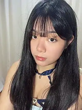 AZ37866 Adlı Modelin Canlı XXX Sohbeti