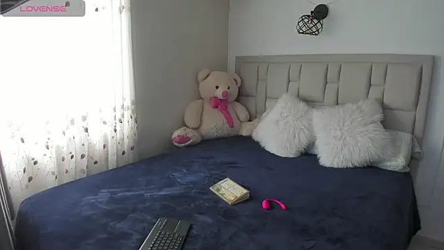 chanell__toledo Chat XXX in diretta