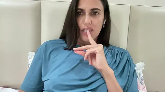 دردشة Rineliadi الجنسية المباشرة