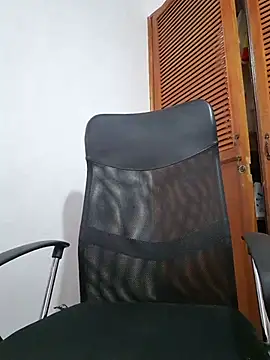 TouchDaddy4 Chat XXX live