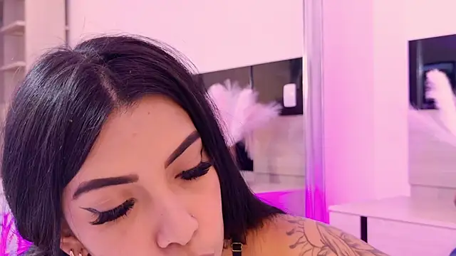 AlissonRossi XXX чат на живо