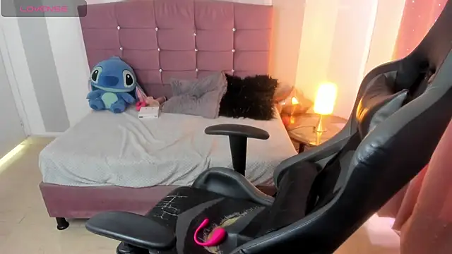 Chat XXX en directo de Wanda_sg