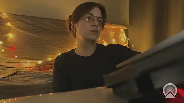 แชท XXX สดของ Feloraa