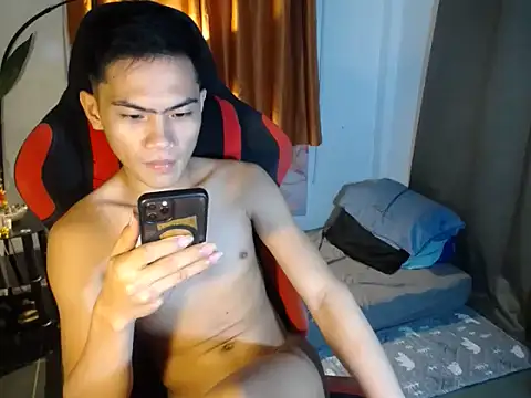 Živý XXX chat alex_cummer