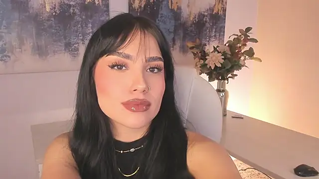 AlmaBlaze's Live XXX Chat