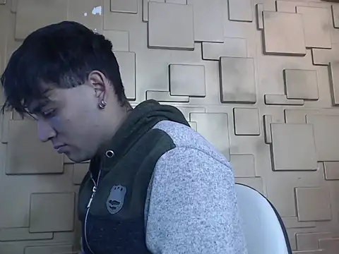 omar202612 Chat XXX live