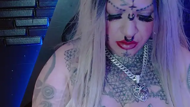 XXX chat uživo modela Venus_Rock