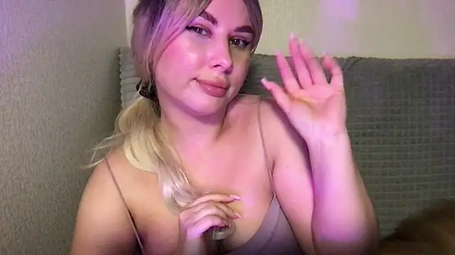 Lili_Weiss' Live XXX Chat