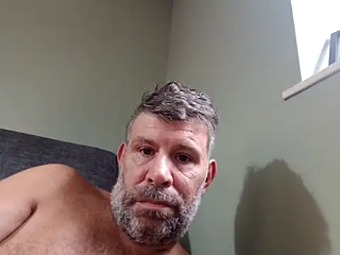 stud2512 élő XXX-chatje