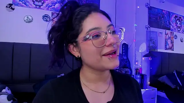 دردشة SabrinaV_ الجنسية المباشرة