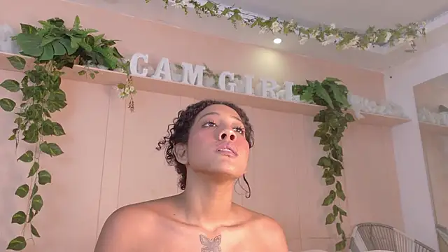 flavia_cruz's Live XXX Chat