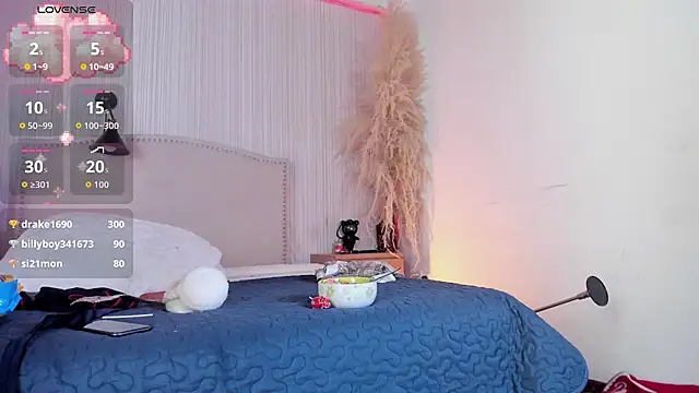 ashleey_doll élő XXX-chatje