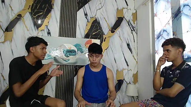 VERY_HOT_GUYS' Live XXX Chat