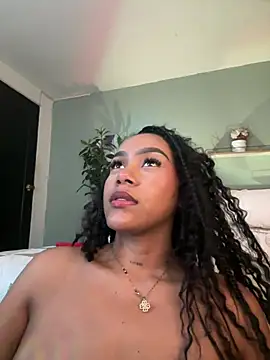 YariRose লাইভ XXX চ্যাট