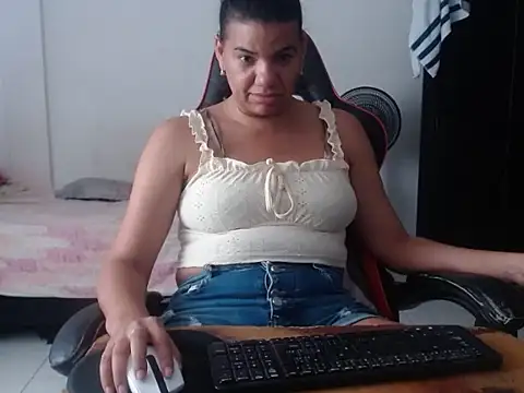 Adriana_0312 Obrolan Langsung XXX