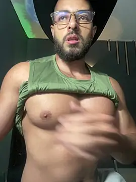 magnumchris' Webcam Show
