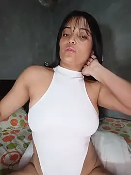 _Estrellita_のライブXXXチャット