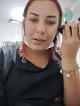 RuivaGiMisteriosa's Live XXX Chat