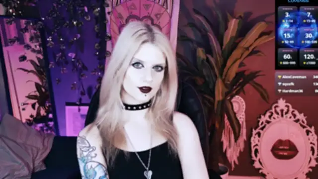 Noah_ElmerX's Live XXX Chat