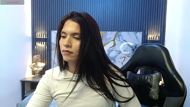Chat XXX en directo de CryBabyVelvet