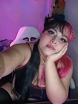 Pinky-Flower Adlı Modelin Canlı XXX Sohbeti