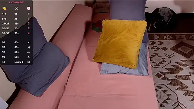 G0LDIn Live XXX chat