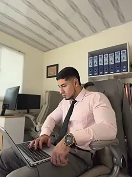 Chatroom XXX en direct de Dimitri_Colleman