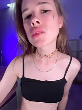 XXX chat uživo modela Marryme-