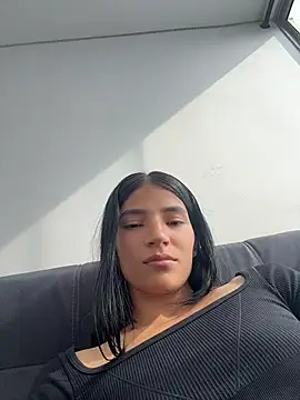 Ema_Rose_ 라이브 XXX 채팅