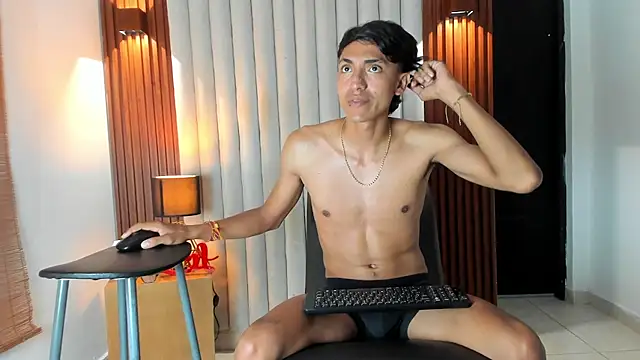 myke_tucker's Live XXX Chat