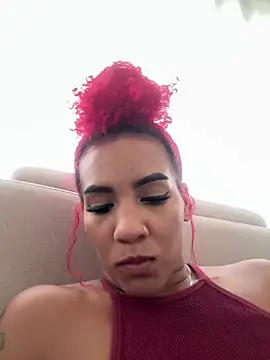 RubyRossel 即時 XXX 聊天